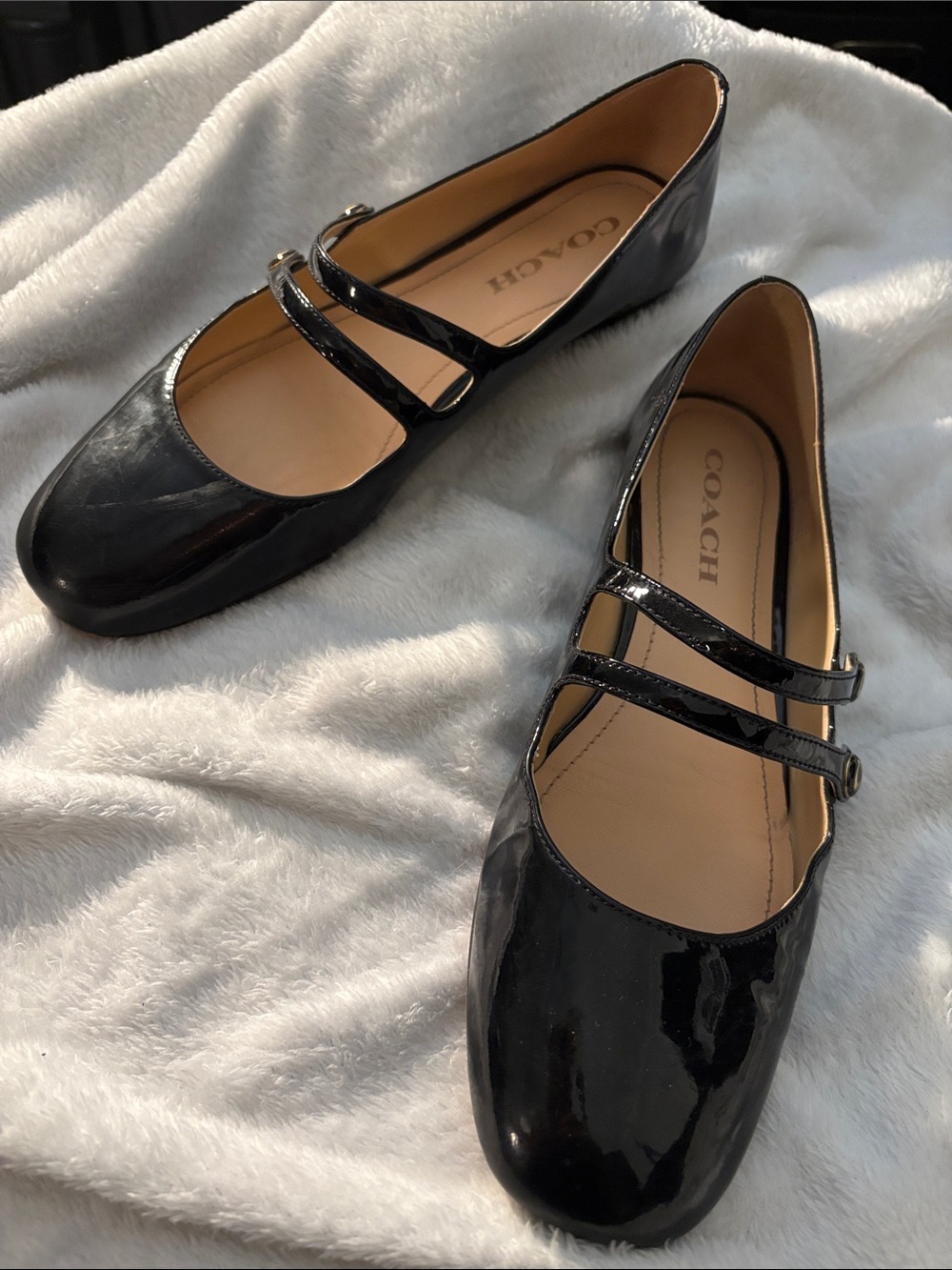 Coach size 9 Patent Leather Mary Jane Flats